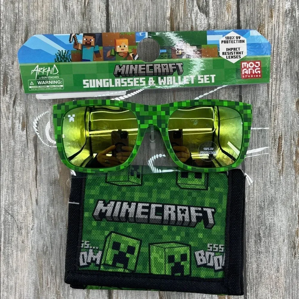 Nintendo Super Mario & Minecraft Green Sunglasses Set